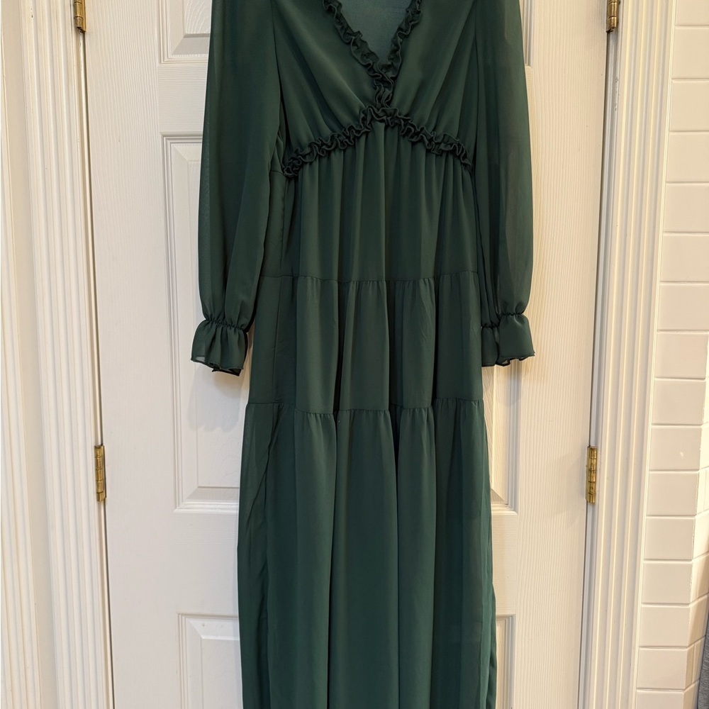 Elegant Green Women's Dress - Picture 3 of 4